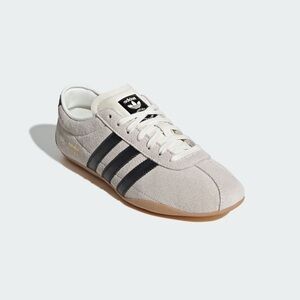 BNIB Adidas Tokyo Sneakers Off White / Core Black / Gold Metallic